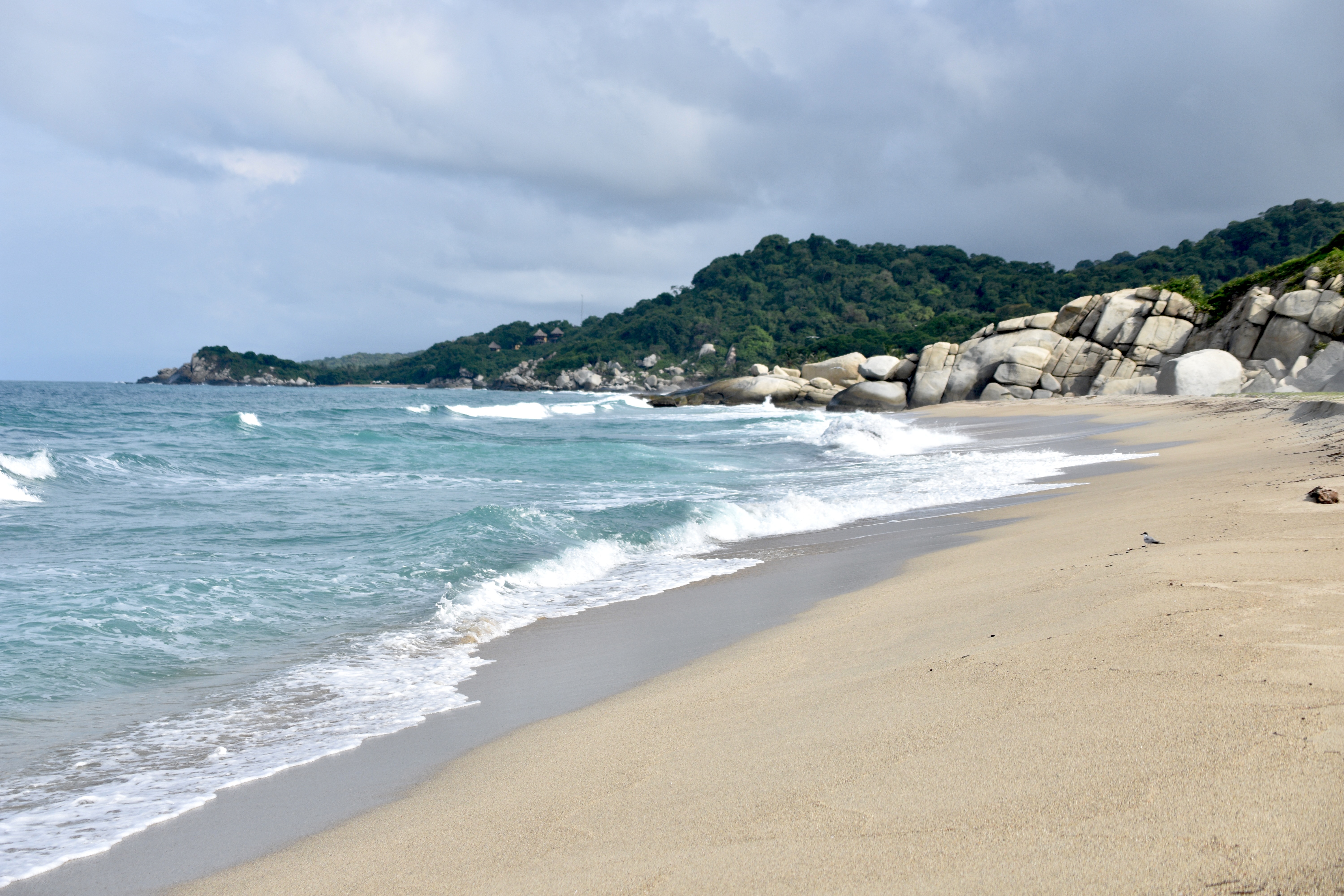Rajska plaża na wybrzeżu Oceanu Atlantyckiego